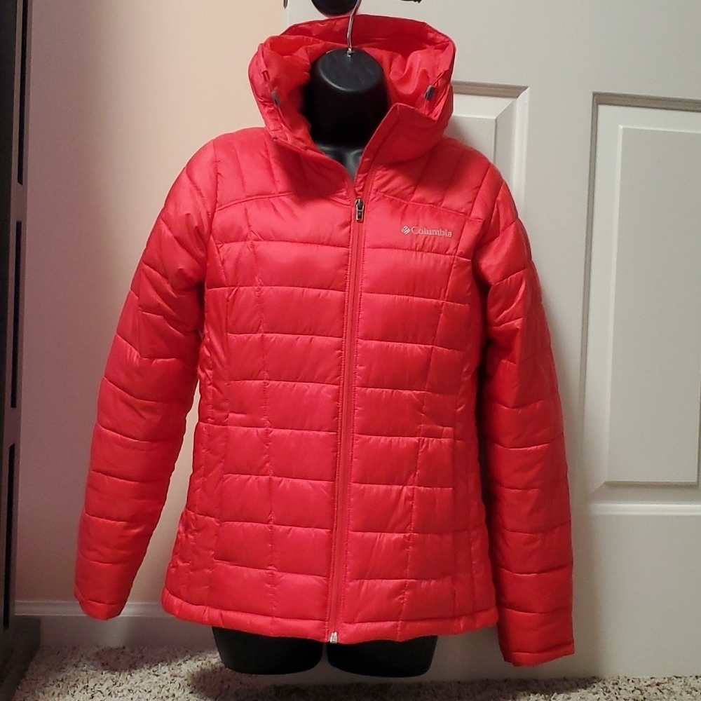 Women's Columbia Hooded Puffer Jacket